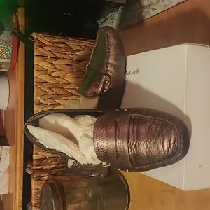 Banana Republic driving loafer bronze